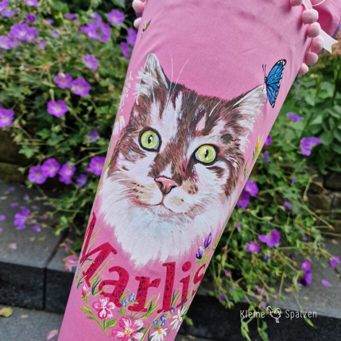 handbemalte Schultüte mit Katzenportrait für Marlis by Kleine-Spatzen (4)