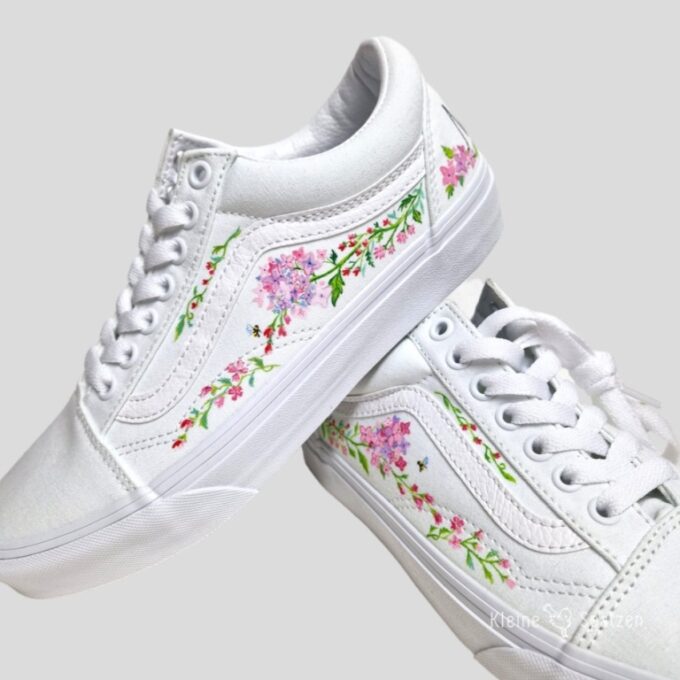 Handbemalt by Kleine-Spatzen Vans mit Hochzeitsbemalung