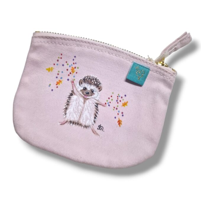 Tanzender Igel Handbemaltes Portemonnaie Täschchen Bio Baumwolle by Kleine-Spatzen personalisiert mit Namenszug einzigartig Tiermotive individuelles Geschenk Geschenkidee