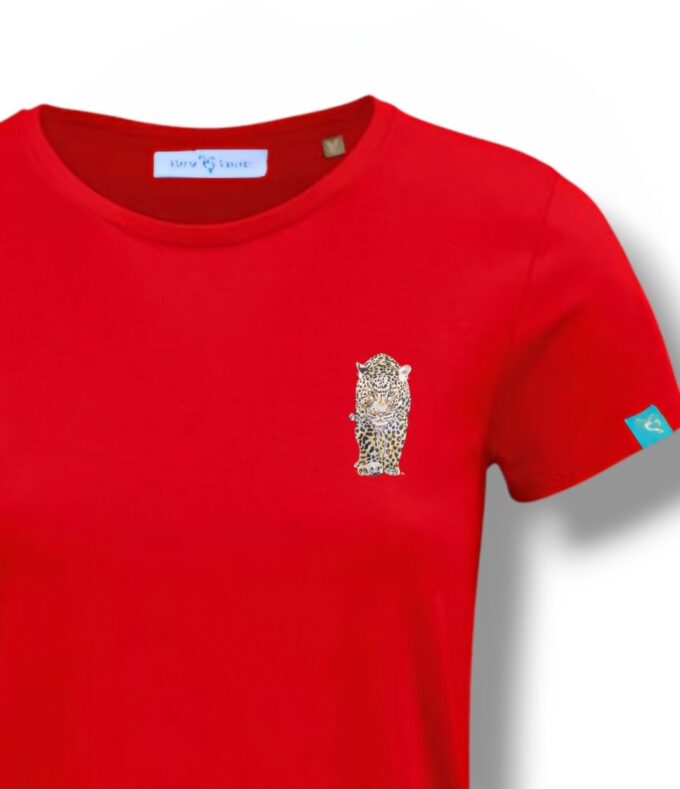 T-Shirt Woman by Kleine-Spatzen in Red mit Motiv Leo