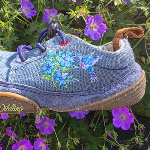 Anwendungsbeispiel ShoePatches Kolibri und Blumen