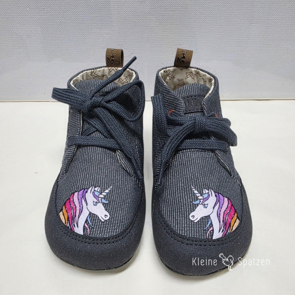 ShoePatches Regenbogeneinhorn auf Cups 2